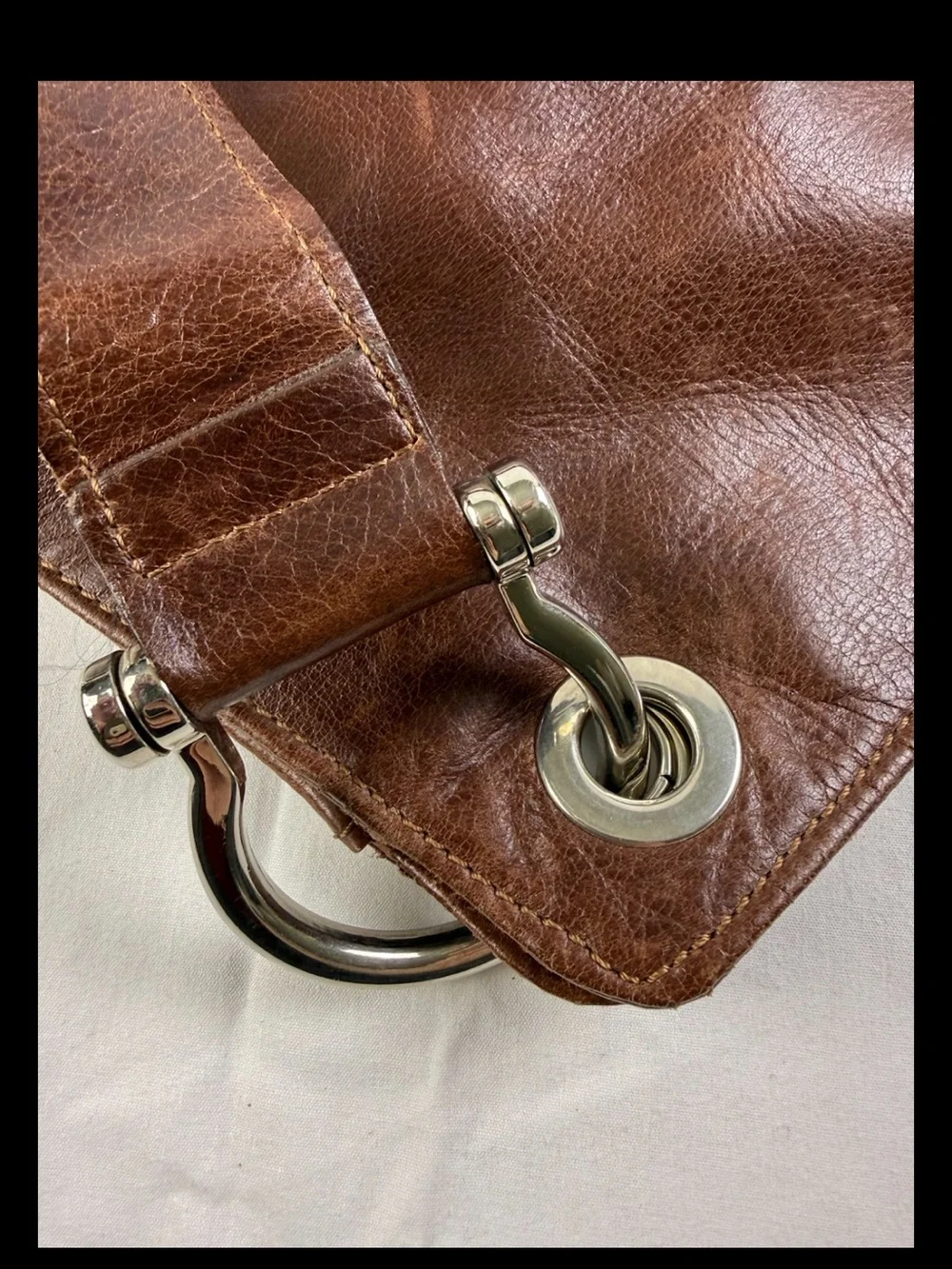 CRIZ Swiss Messenger Unisex Crossbody Bag Handmade Minimalist Quiet Luxury EUC